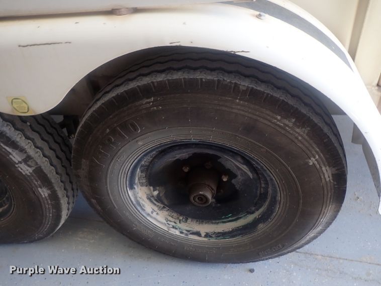 image for item DI4716 2001 Sewer Equipment Company of America 747-FR2000  sewer jetter trailer