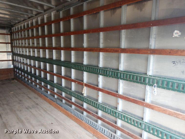 image for item DI7732 1999 International 4700  box truck