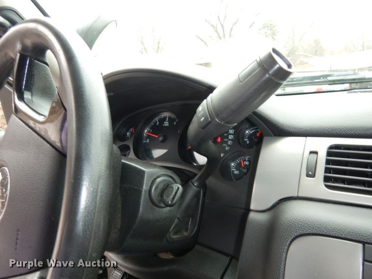 image for item DJ2810 2012 Chevrolet Tahoe Police  SUV