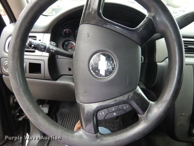 image for item DJ2810 2012 Chevrolet Tahoe Police  SUV