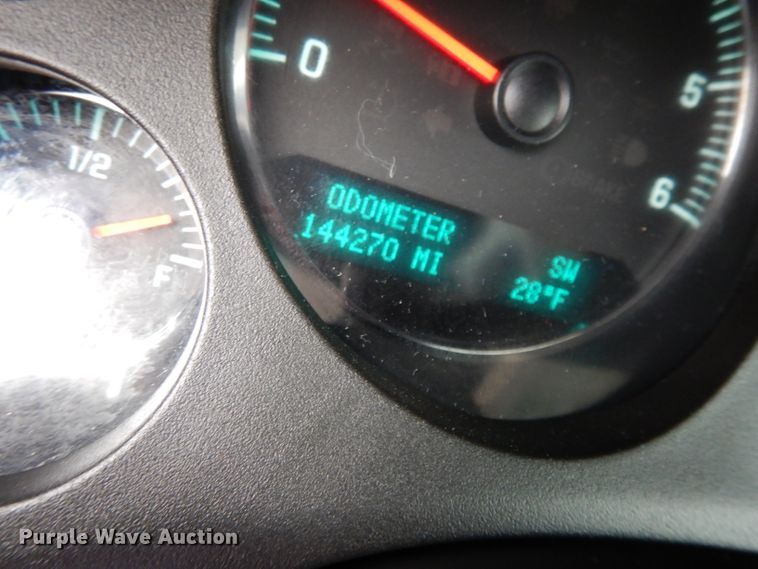 image for item DJ2810 2012 Chevrolet Tahoe Police  SUV