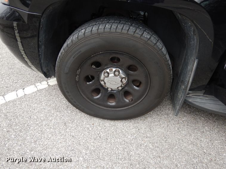 image for item DJ2810 2012 Chevrolet Tahoe Police  SUV