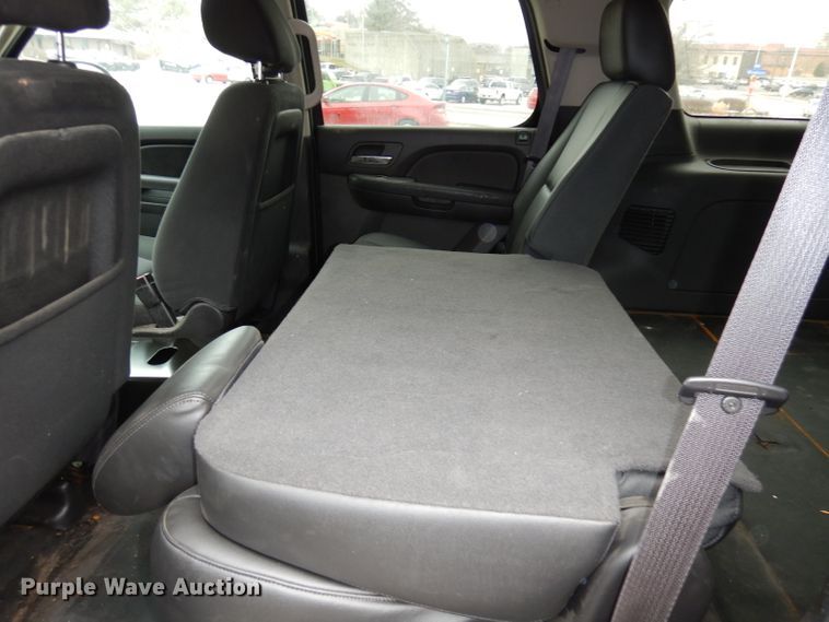 image for item DJ2811 2012 Chevrolet Tahoe Police  SUV