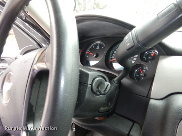 image for item DJ2811 2012 Chevrolet Tahoe Police  SUV