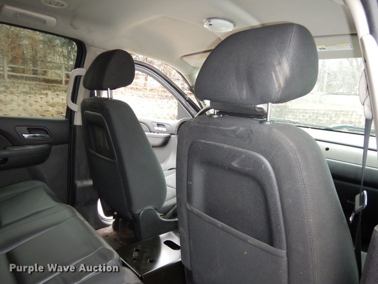 image for item DJ2811 2012 Chevrolet Tahoe Police  SUV