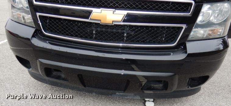 image for item DJ2811 2012 Chevrolet Tahoe Police  SUV