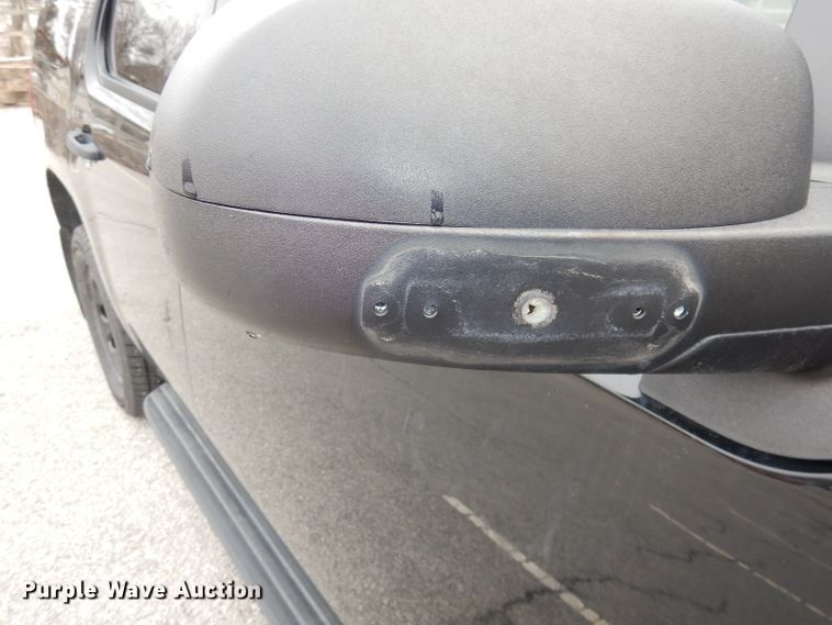 image for item DJ2811 2012 Chevrolet Tahoe Police  SUV