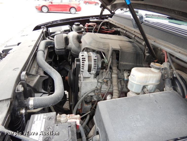 image for item DJ2811 2012 Chevrolet Tahoe Police  SUV