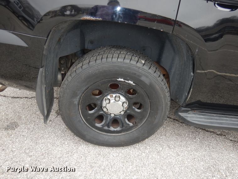 image for item DJ2811 2012 Chevrolet Tahoe Police  SUV