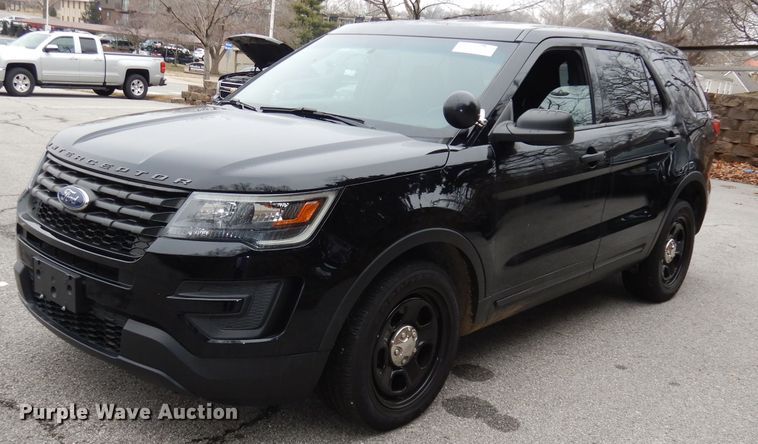 image for item DJ2841 2017 Ford Explorer Police Interceptor  SUV