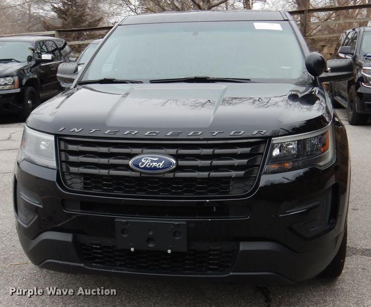 image for item DJ2841 2017 Ford Explorer Police Interceptor  SUV