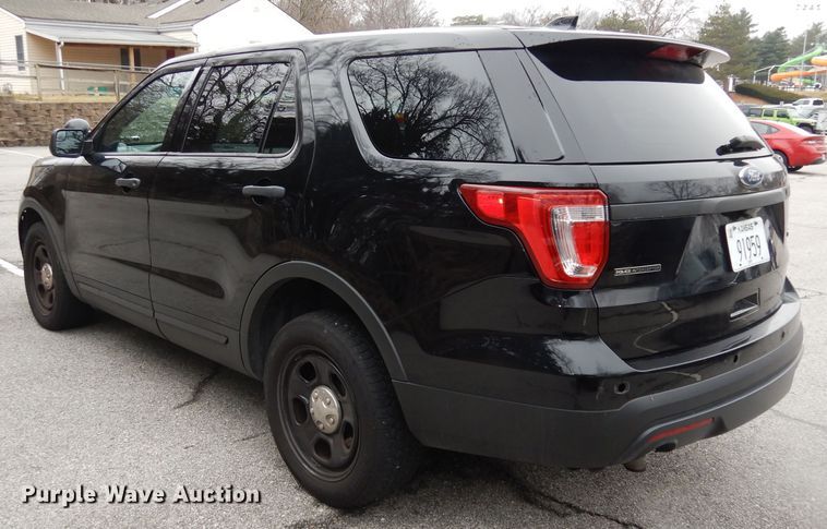 image for item DJ2842 2017 Ford Explorer Police Interceptor  SUV