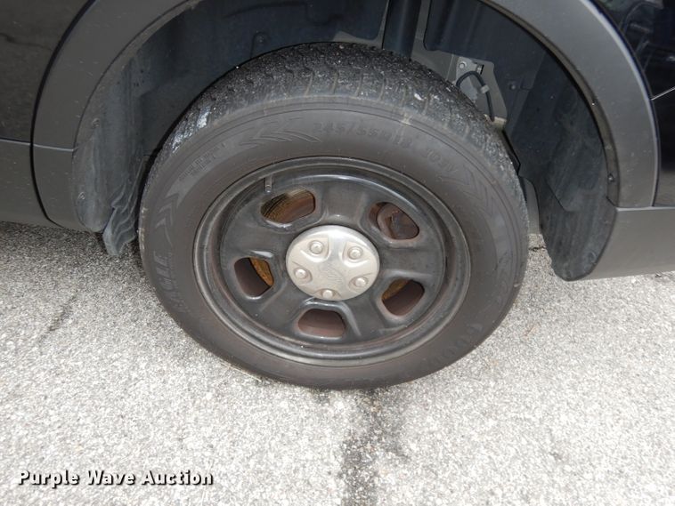 image for item DJ2842 2017 Ford Explorer Police Interceptor  SUV