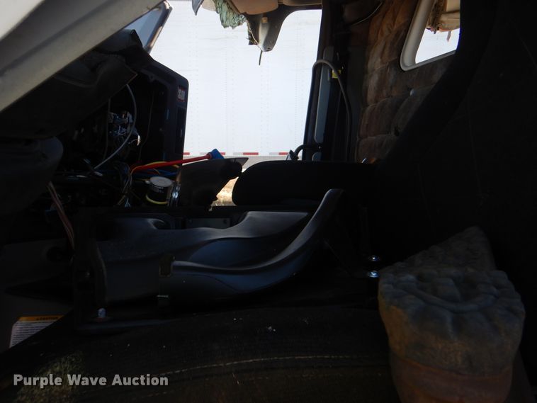 image for item DJ8620 2012 Freightliner Coronado  semi truck