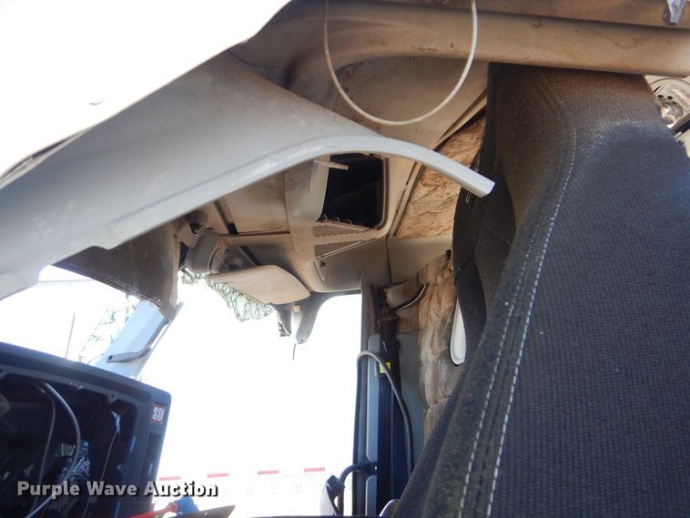 image for item DJ8620 2012 Freightliner Coronado  semi truck