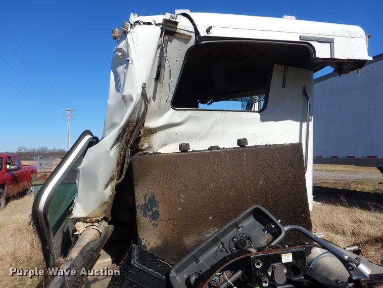 image for item DJ8620 2012 Freightliner Coronado  semi truck