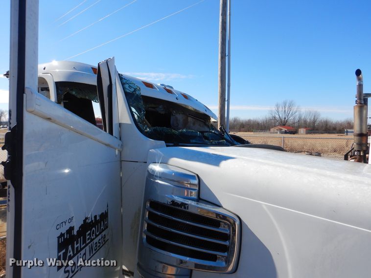 image for item DJ8620 2012 Freightliner Coronado  semi truck