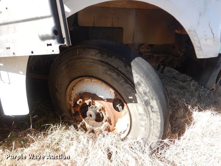 image for item DJ8620 2012 Freightliner Coronado  semi truck