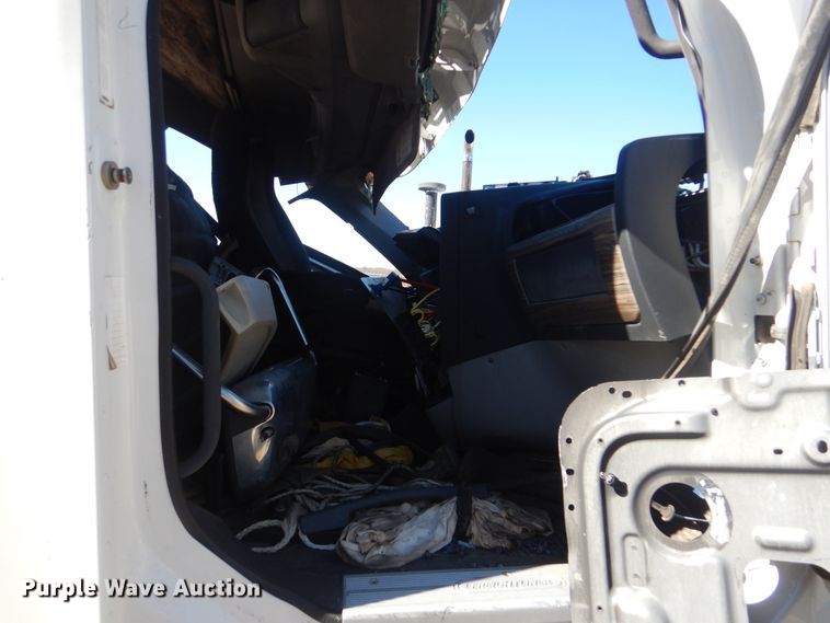 image for item DJ8620 2012 Freightliner Coronado  semi truck