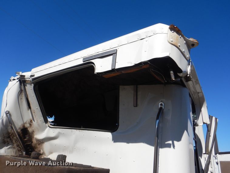 image for item DJ8620 2012 Freightliner Coronado  semi truck