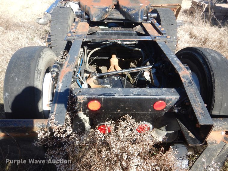 image for item DJ8620 2012 Freightliner Coronado  semi truck