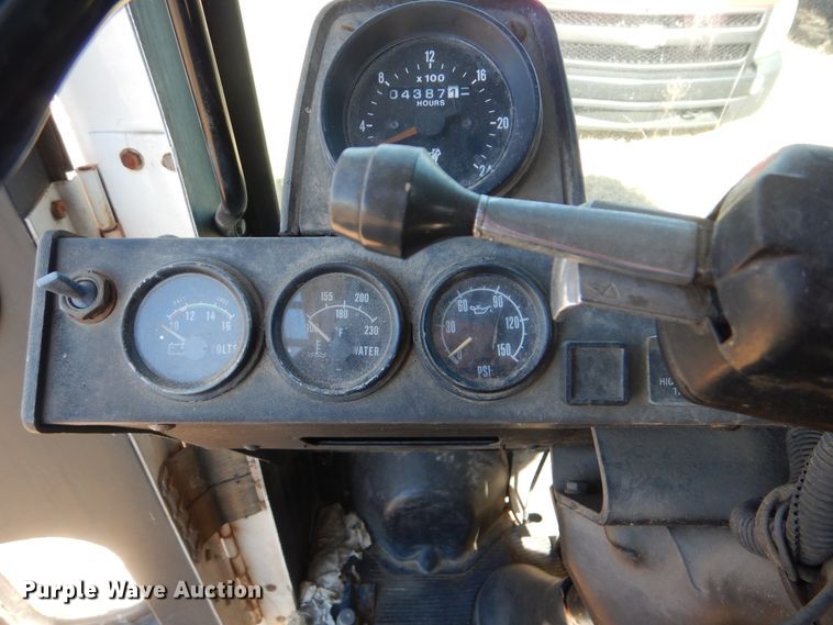 image for item DJ8621 1996 Mack MR  roll-off container truck