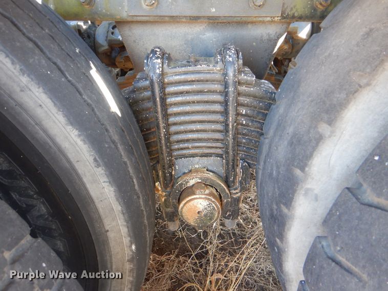 image for item DJ8621 1996 Mack MR  roll-off container truck