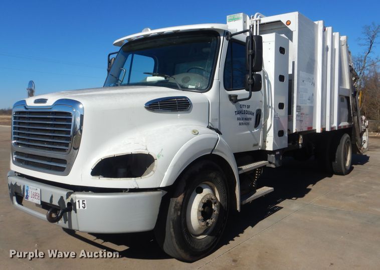 image for item DJ8623 2012 Freightliner Business Class M2  refuse truck