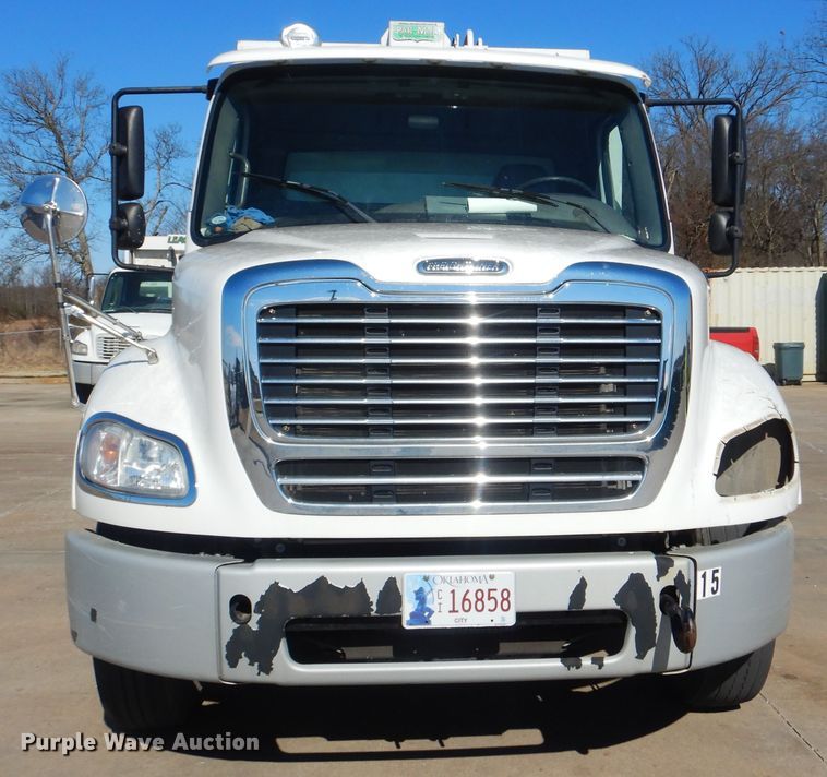 image for item DJ8623 2012 Freightliner Business Class M2  refuse truck