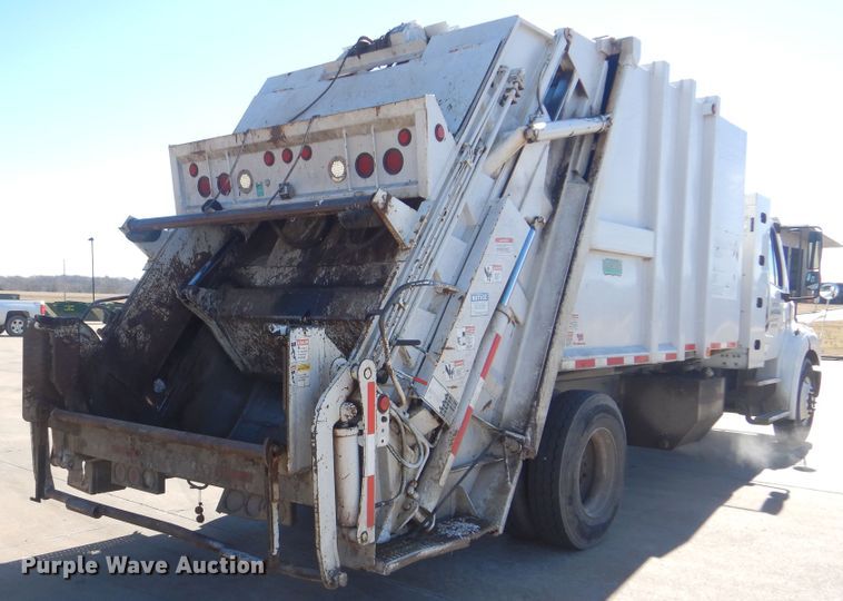 image for item DJ8623 2012 Freightliner Business Class M2  refuse truck