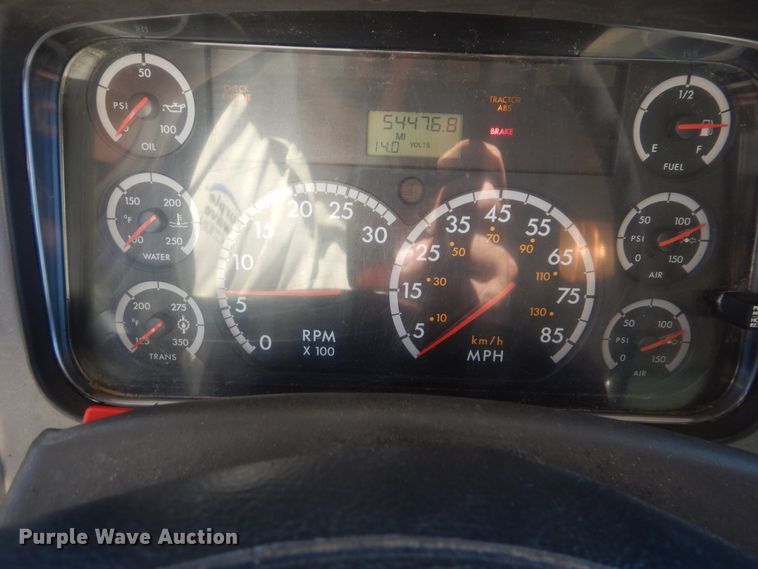 image for item DJ8623 2012 Freightliner Business Class M2  refuse truck