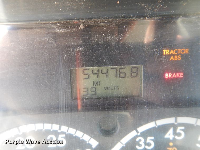 image for item DJ8623 2012 Freightliner Business Class M2  refuse truck