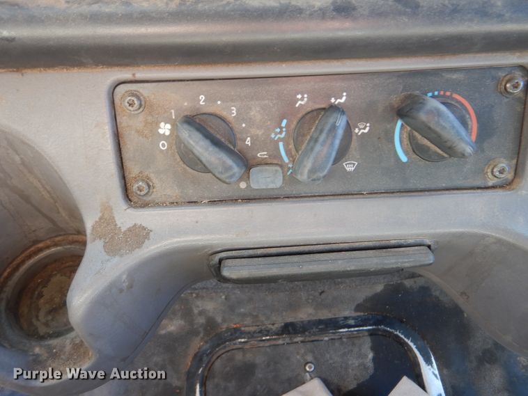 image for item DJ8623 2012 Freightliner Business Class M2  refuse truck