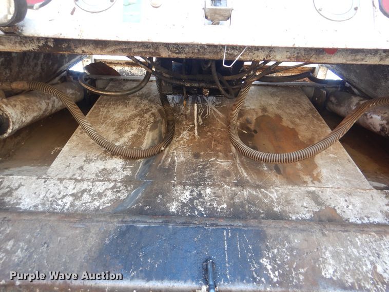 image for item DJ8623 2012 Freightliner Business Class M2  refuse truck