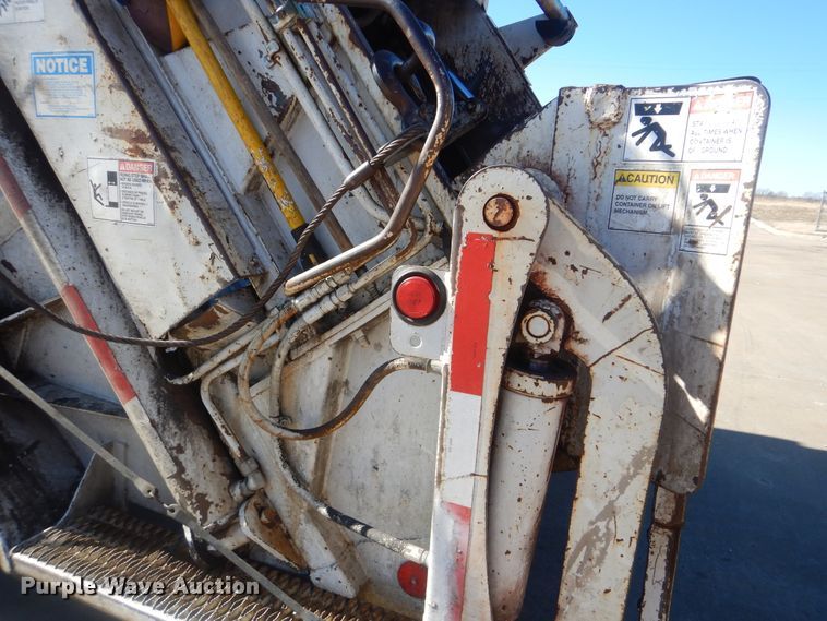 image for item DJ8623 2012 Freightliner Business Class M2  refuse truck