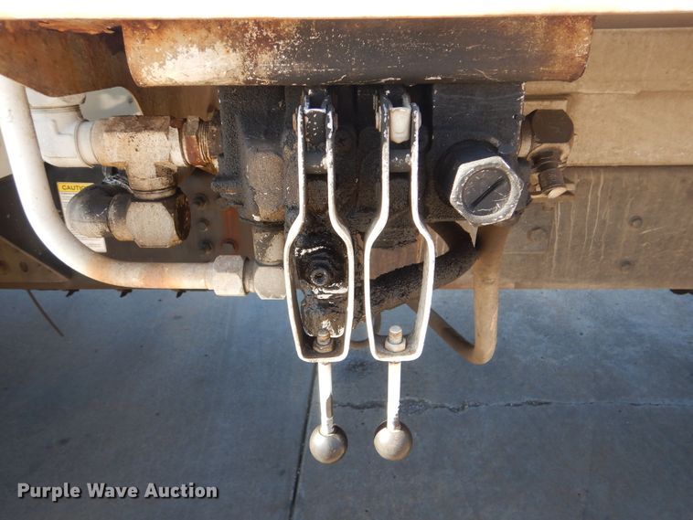 image for item DJ8623 2012 Freightliner Business Class M2  refuse truck