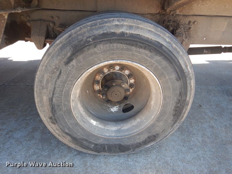 image for item DJ8623 2012 Freightliner Business Class M2  refuse truck