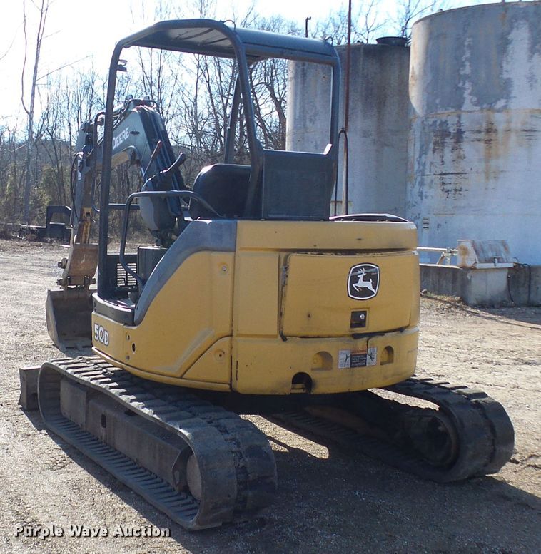 image for item DL0748 2005 John Deere 50D  mini excavator
