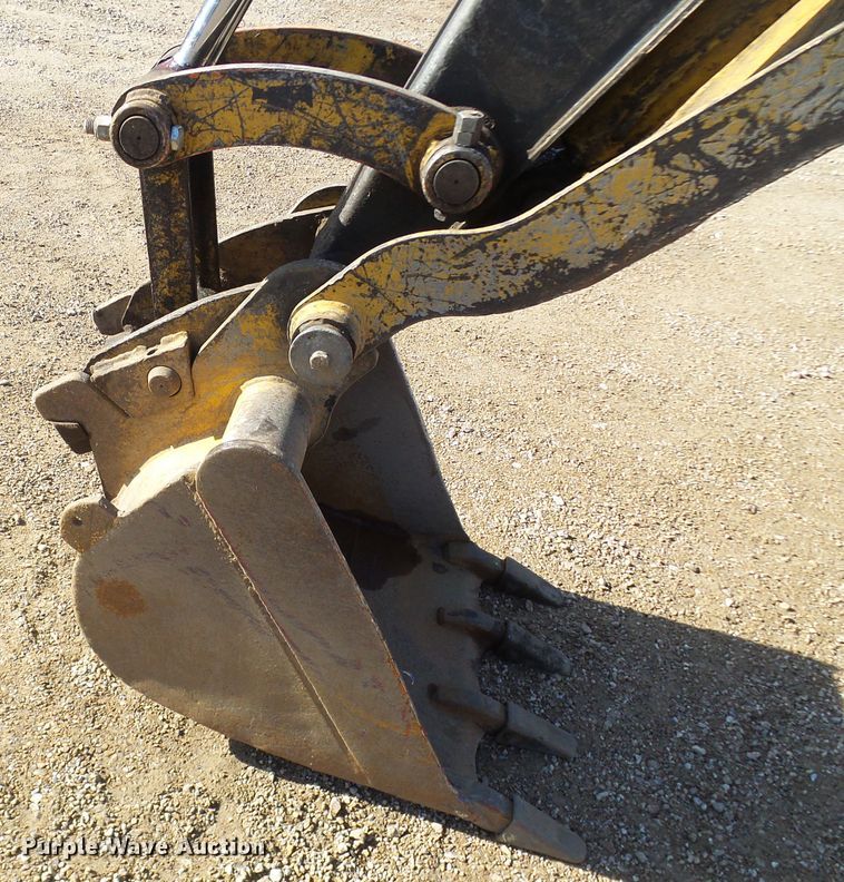 image for item DL0748 2005 John Deere 50D  mini excavator