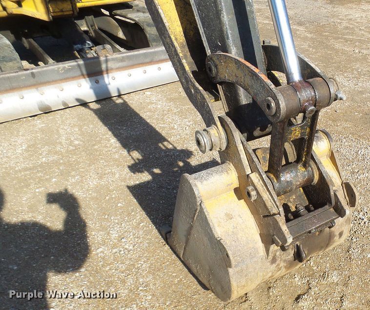image for item DL0748 2005 John Deere 50D  mini excavator