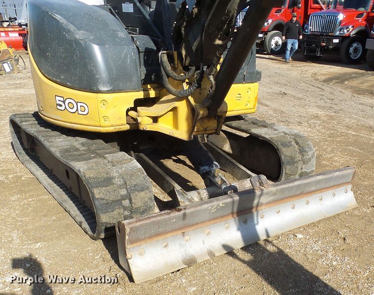 image for item DL0748 2005 John Deere 50D  mini excavator