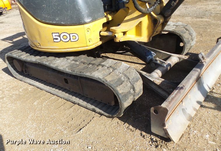 image for item DL0748 2005 John Deere 50D  mini excavator