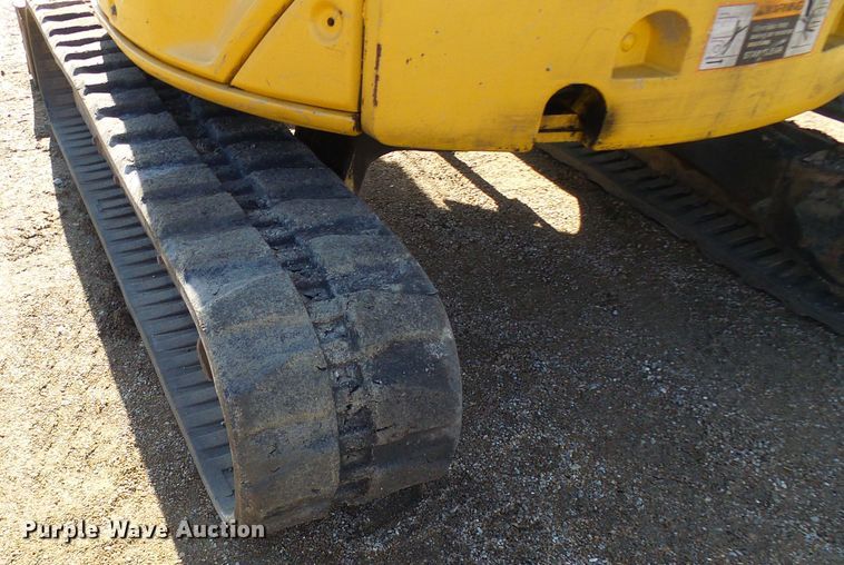 image for item DL0748 2005 John Deere 50D  mini excavator