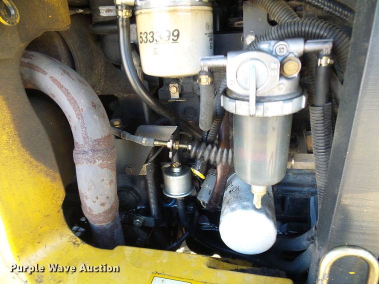 image for item DL0748 2005 John Deere 50D  mini excavator