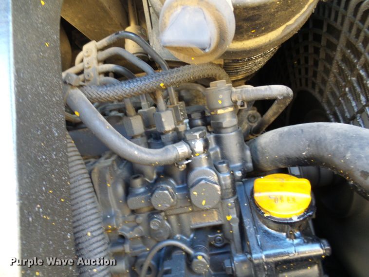 image for item DL0748 2005 John Deere 50D  mini excavator