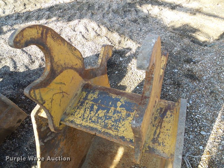 image for item DL0748 2005 John Deere 50D  mini excavator