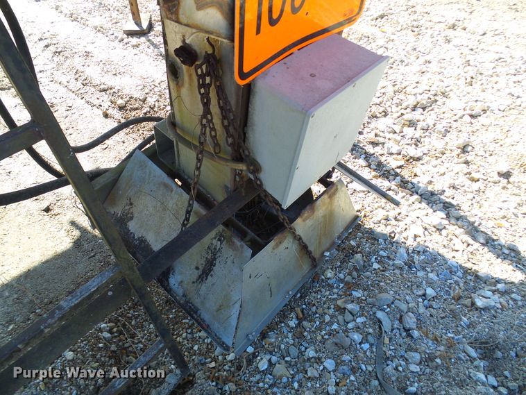 image for item DL0749 Flink 8609-SS spreader