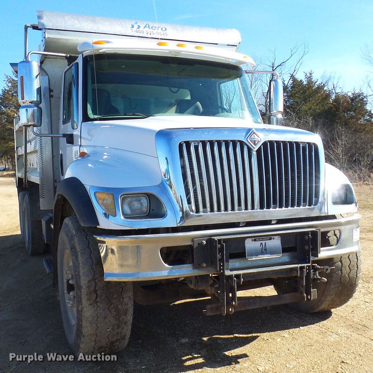 image for item DL0759 2005 International 7500  dump truck