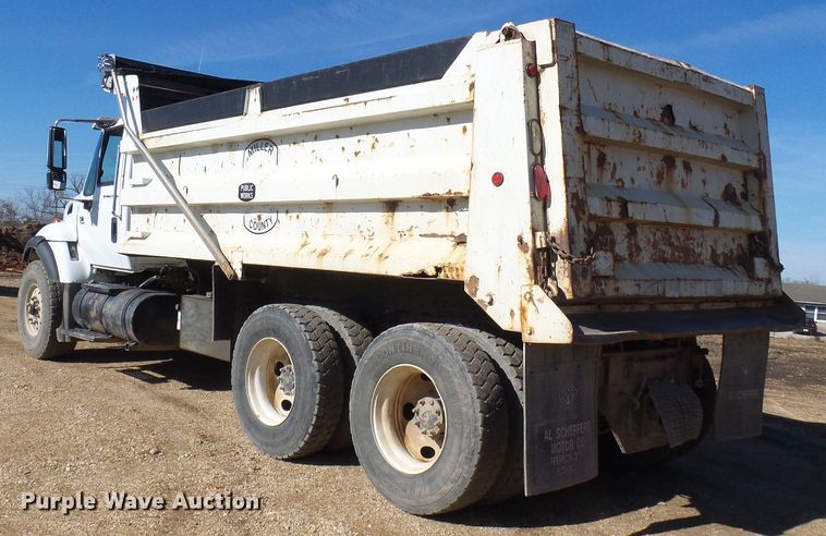 image for item DL0759 2005 International 7500  dump truck