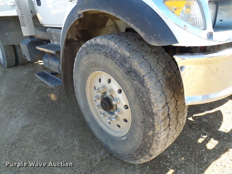 image for item DL0759 2005 International 7500  dump truck